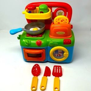 Infantino‎ Play and Cook Kitchen Activity Station w/ Sounds & Lights